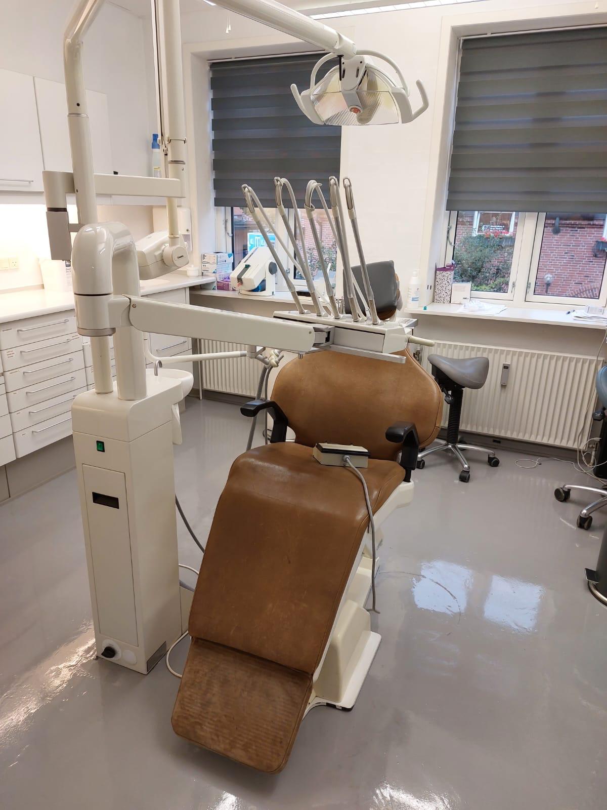 Dental chair installation Vancouver operatory setup BioDen