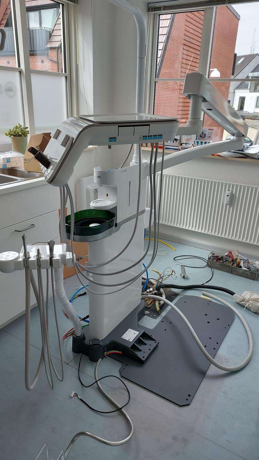 Dental unit or chair repair in Vancouver by BioDen team